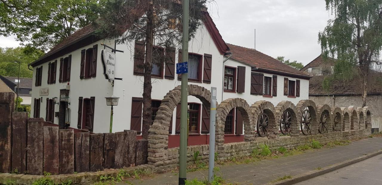 Hotel Altes Fahrhaus Duisburg Buitenkant foto