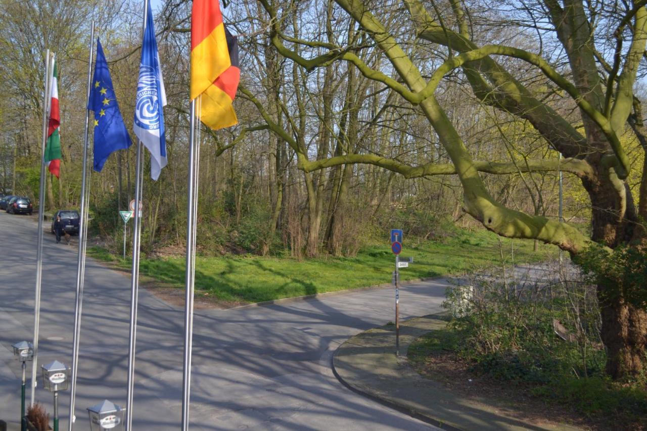 Hotel Altes Fahrhaus Duisburg Buitenkant foto